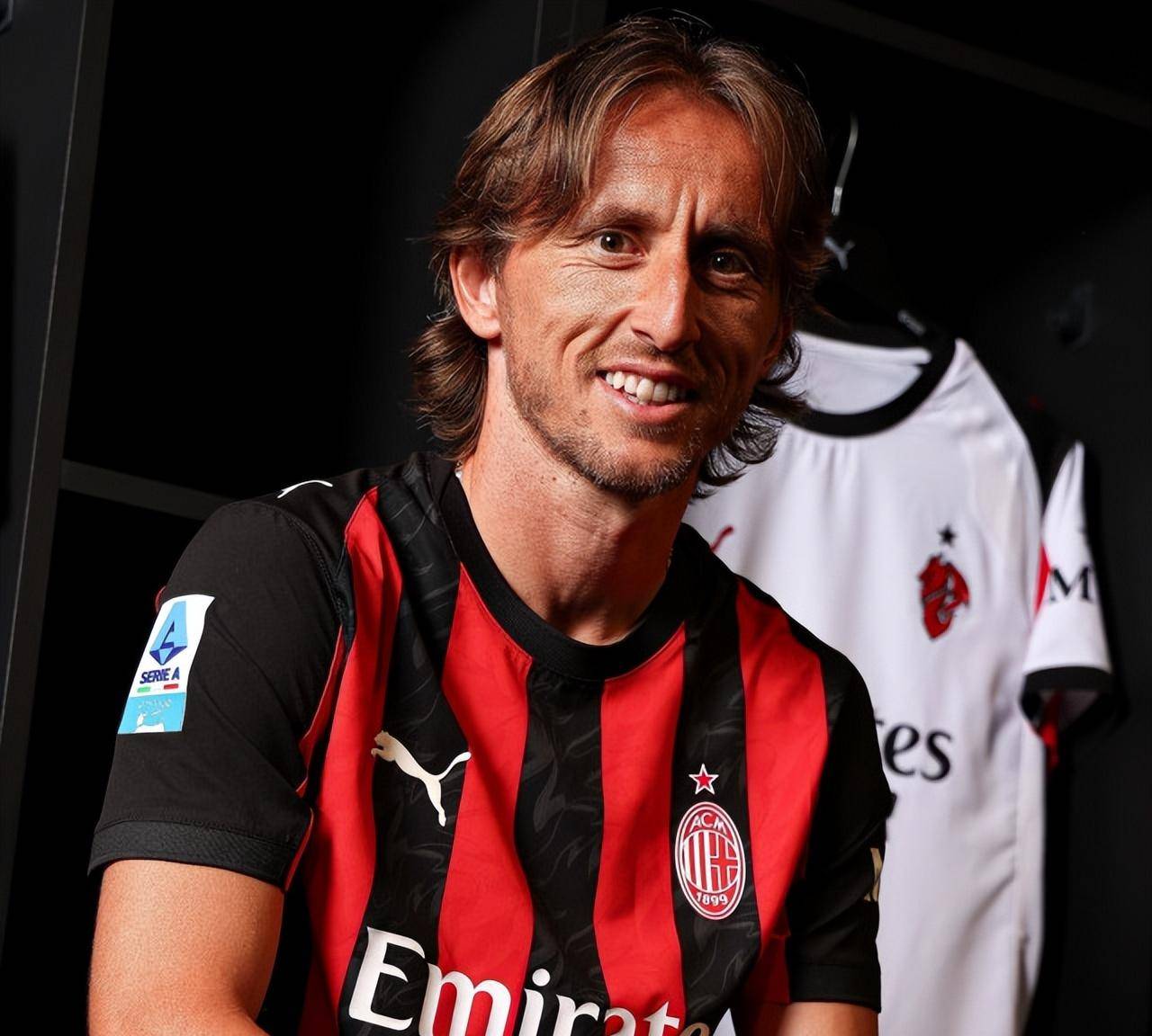 国王124-112大胜湖人，詹姆斯22分东契奇空砍42分难救主