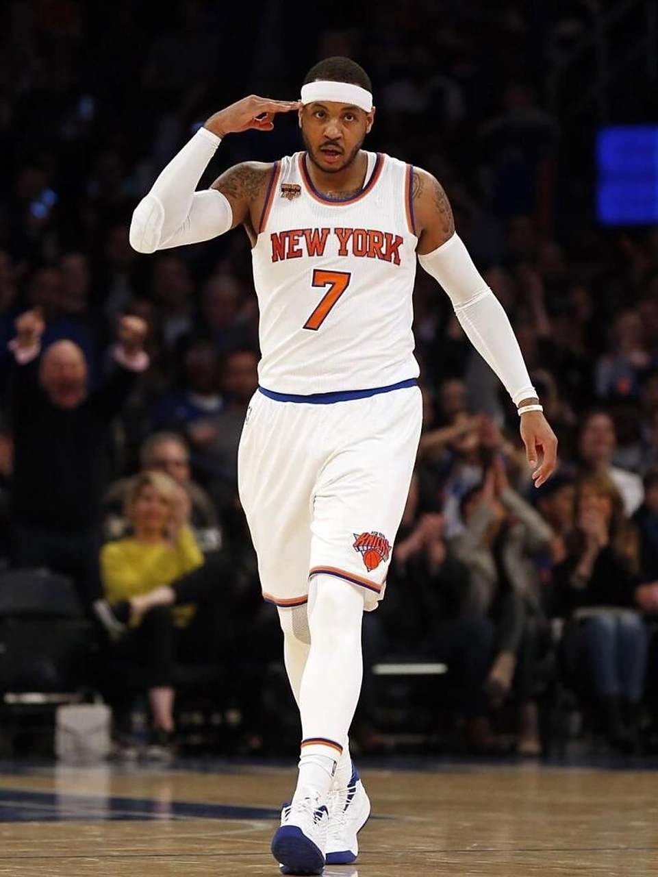 翼球员和两 翼球员和两