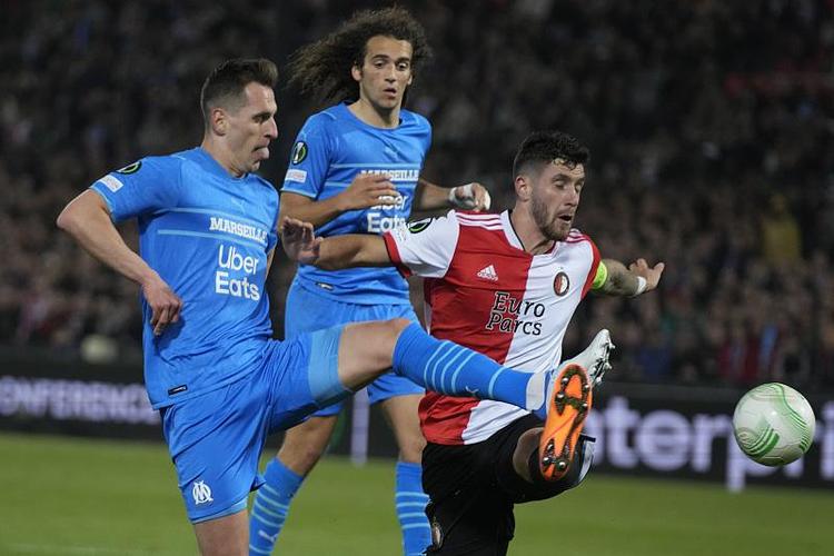 地俱乐部进 地俱乐部进